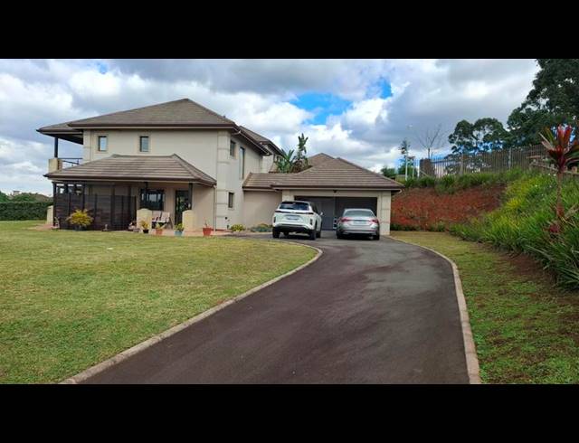 3 BEDROOM TOWNHOUSE FOR SALE IN HILLCREST